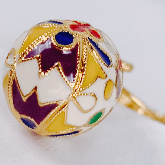 Gold Tone Pendant, Egg, Enamel Cross Design, 1990s - Y2K - Picture 16 of 16